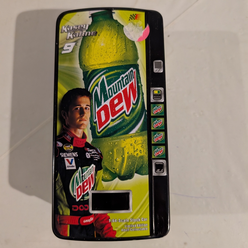 Nascar Kasey Kahne Mountain Dew Vending Machine #9 Dodge 1:64